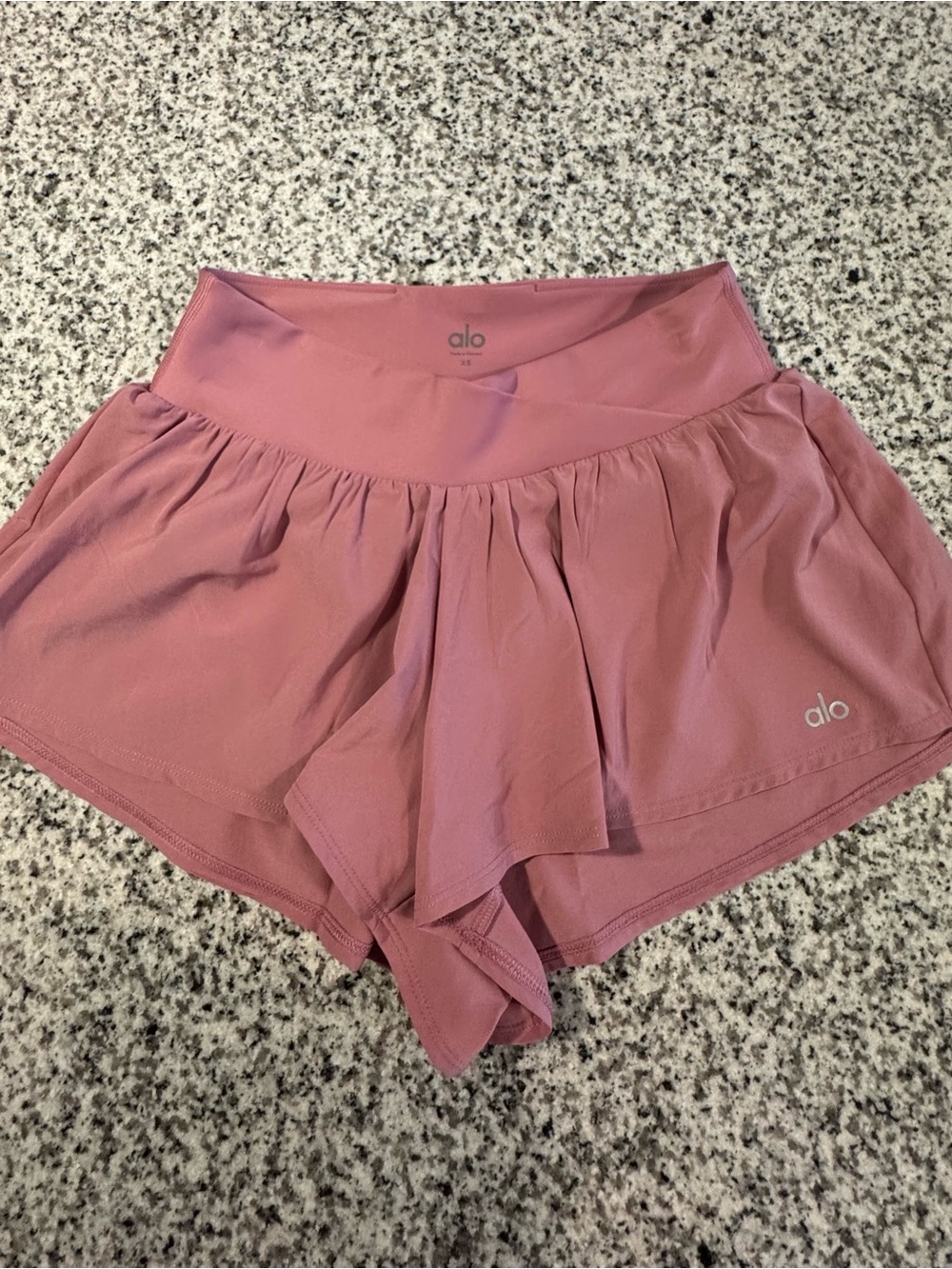 ALO Yoga Women's Pink Wild Rose V-Cute Running Shorts